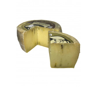 QUESO DE OVEJA CON TRUFA NEGRA 2